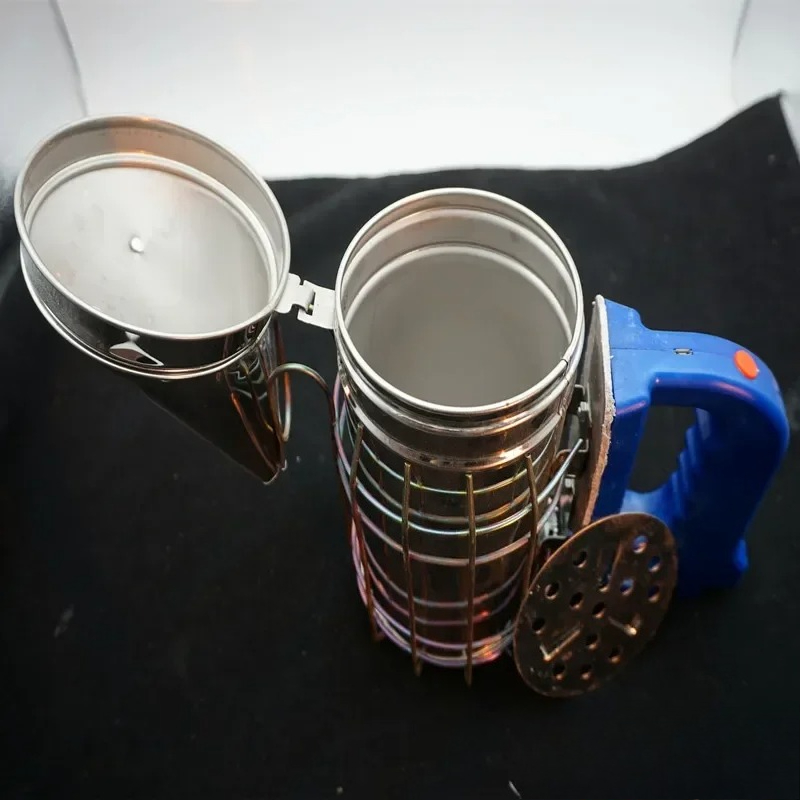 Электрический дымогенератор дл – обзор и цена Bee Smoker Tool